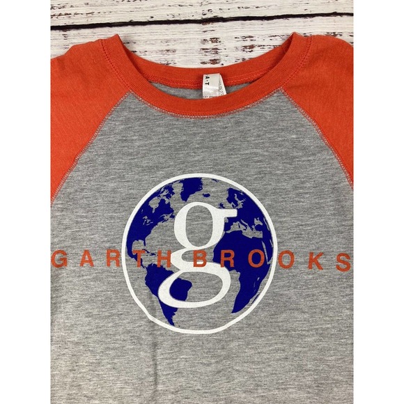 GARTH BROOKS 2017 World Tour Licensed Concert‎ T-SHIRT MERCH sz Medium Unisex - Picture 2 of 4